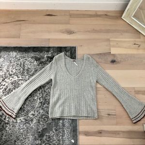 NWOT FREE PEOPLE V- Neck Sweater